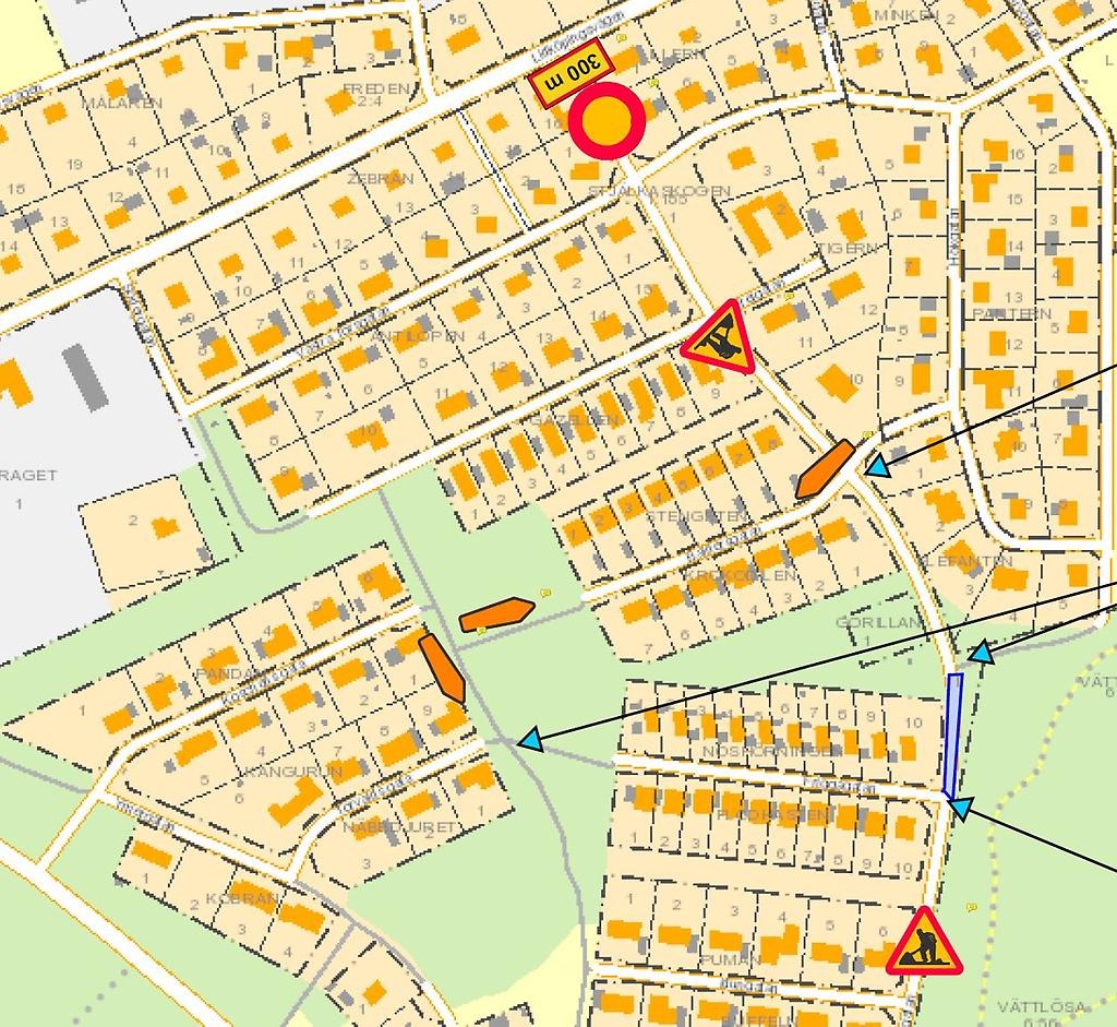 Karta som visar avstängningar och orangea vägvisningar på Odengatan i Götene. Avstängt cirka 300 meter in från Vättlösavägen och Lidköpingsvägen till Odengatan.