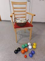 Frågesport och inomhusboccia